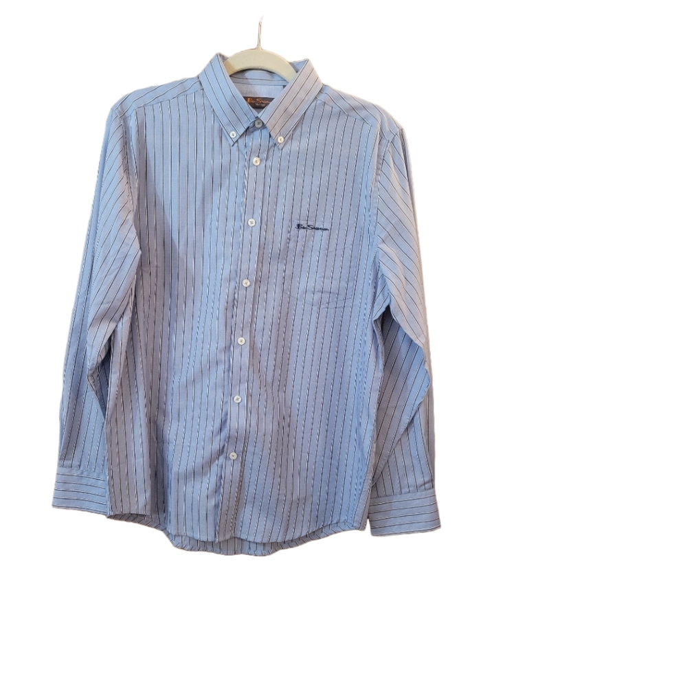 Light blue pinstrip Ben Sherman long sleeve button down M